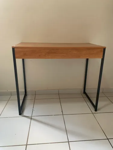 Mesa escrivaninha