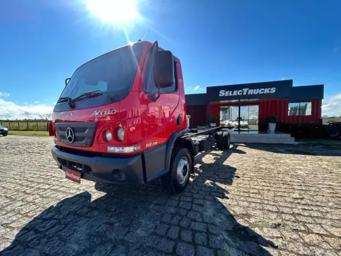 Mercedes-Benz Accelo 1016 6x2