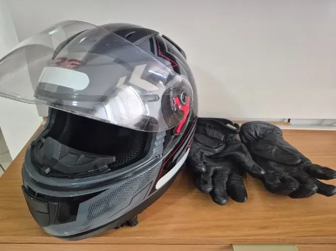 Capacete Jett Evo R3 TAM "58" + Luva X11 Urban Couro/Touch TAM "G"