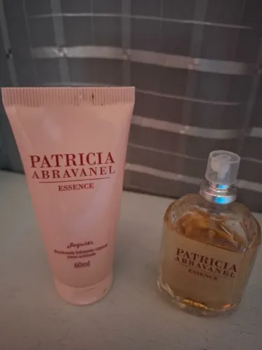 Kit Patrícia Abravanel Essence - Perfume + Hidratante