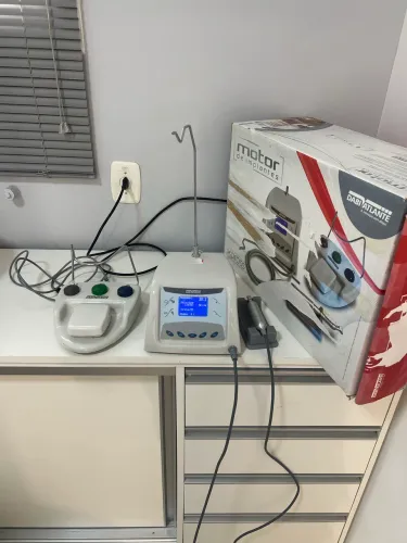 Motor de Implante Dentário