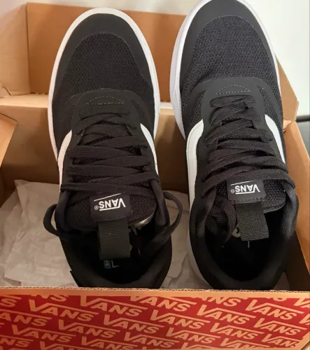 tênis vans ultrarange rapidweld preto/branco - tamanho 37