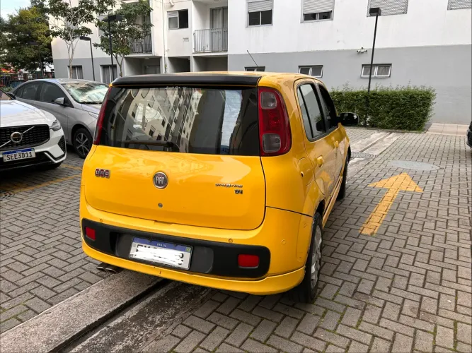 Fiat Uno Sporting 1.4 EVO Fire Flex 8V 4P 2012