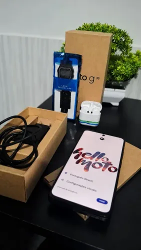 Moto G35 5G NFC (NOVO) - 128GB/8GB com Brindes fone + relógio 