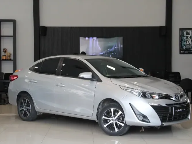 Toyota Yaris XLS Connect Sed. 1.5 Flex 16V Aut. 2021