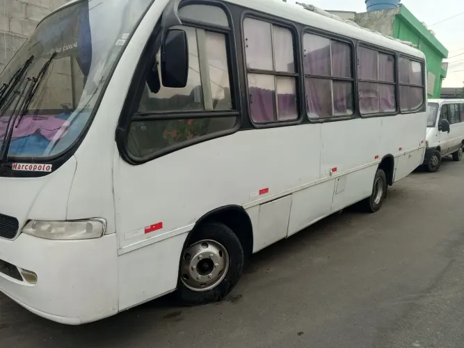 micro ônibus trailer 