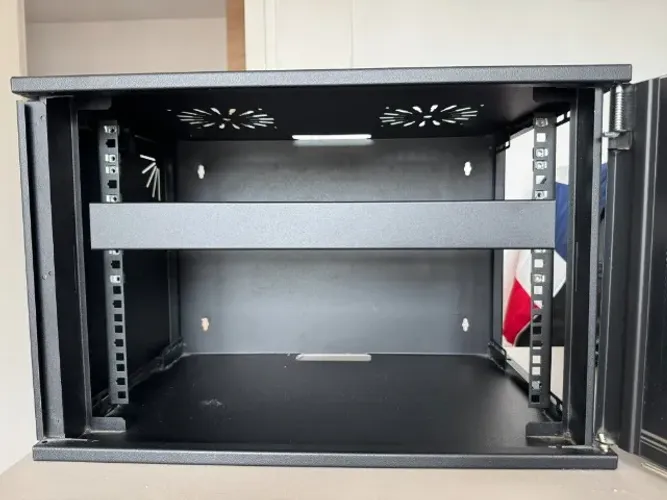 Mini Rack de Parede Triunfo 19" - 6U