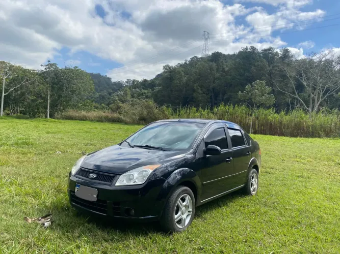 Ford Fiesta Sed. 1.6 8V Flex 4P 2008
