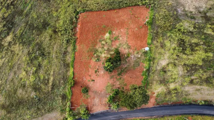 Terreno próximo ao contorno Oeste e PR-483