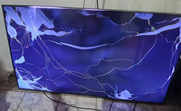 Televisão pra aruma ou retirada de pecas
