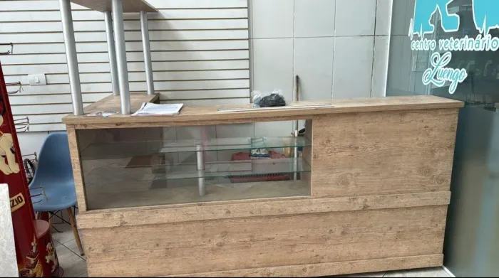 Excelente balcão em L , feito em MDF