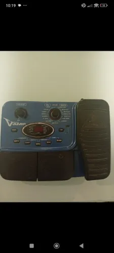 Pedaleira XVAMP Behringer 