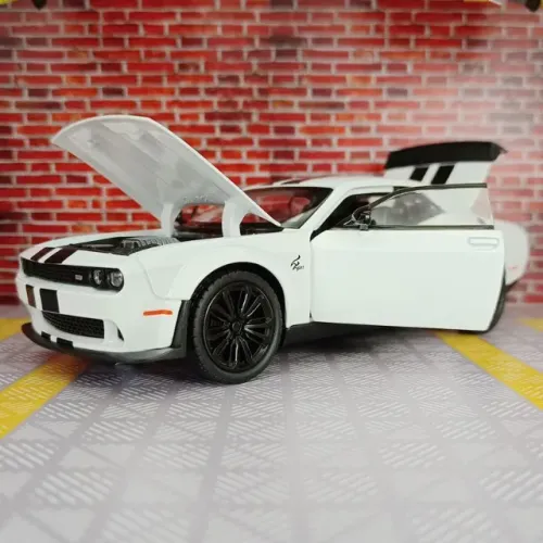 Doge Challenger SRT Hellcat Metal Escala 1:22