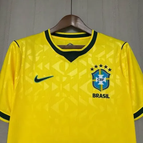 Camisa do Brasil Jogador Copa do Mundo I Amarelo 2026/27