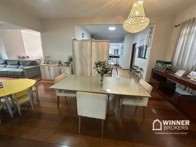 Sobrado para alugar, 284 m² por R$ 11.000,00/mês - Zona 04 - Maringá/PR