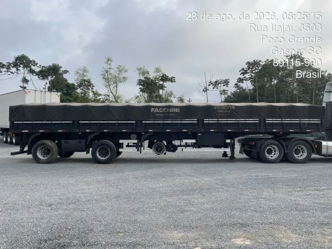 Carreta Vanderleia grade baixa