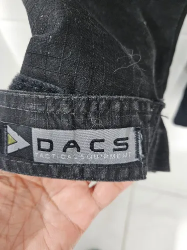 Acessórios de airsolft + roupas semi novas