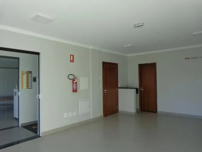 SALA NOVA PARA LOCAÇÃO, NO BAIRRO SANTA CRUZSALA DE FRENTE COM VITRINE, para Locação NO BA