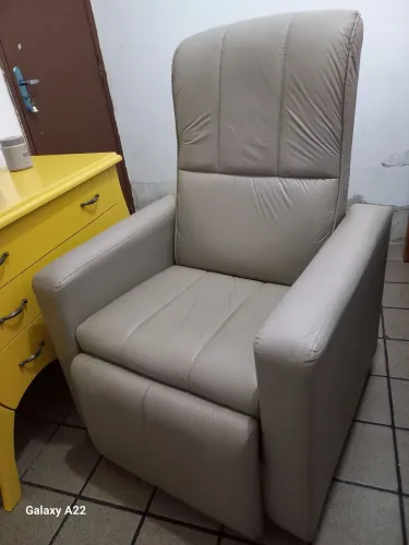 CADEIRA DO PAPAI OU DA MAMÃE 