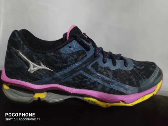 Mizuno Wave Creation 15, N° 38.