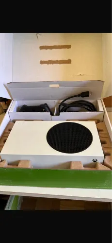 Xbox Series S 512GB - Impecável + Na Caixa + 1 Controle (S/ Detalhes)