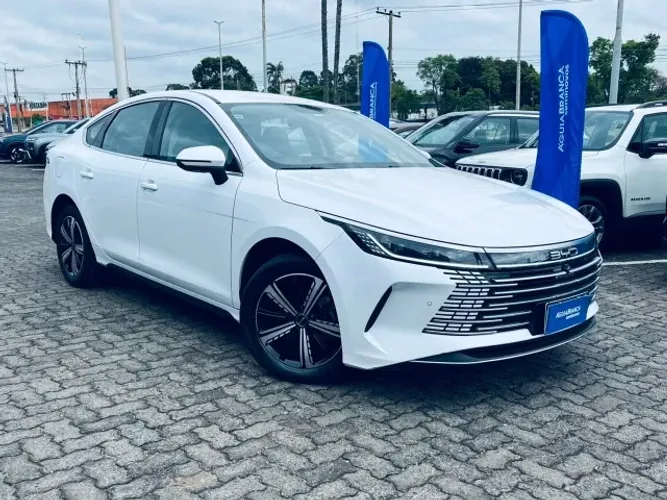 BYD King GS 1.5 16V Híbrido Aut. 2025