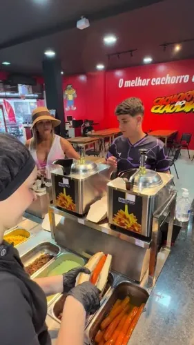 Contrato atendente de hot dog ( montagem /despachar)