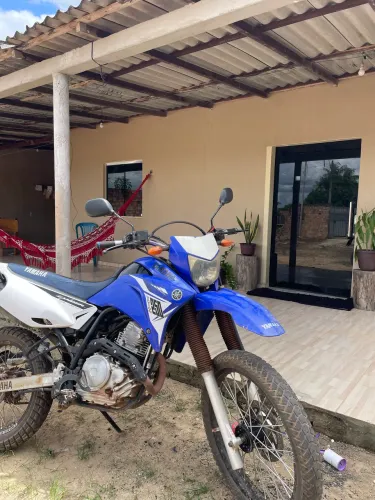 VENDO OU TROCO - Yamaha Lander XTZ 250 2015