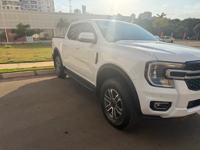 Ford Ranger XLT 3.0 V6 4X4 CD TB Die. Aut. 2025