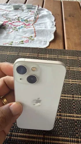 iPhone 13 min