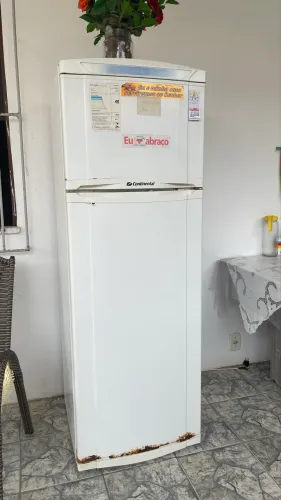 Geladeira Continental 370 Litros Funcionando - R$ 400 Negociável
