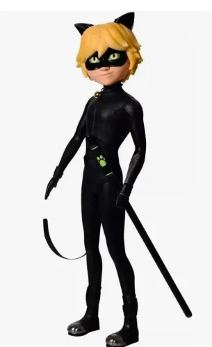 Boneco cat noir