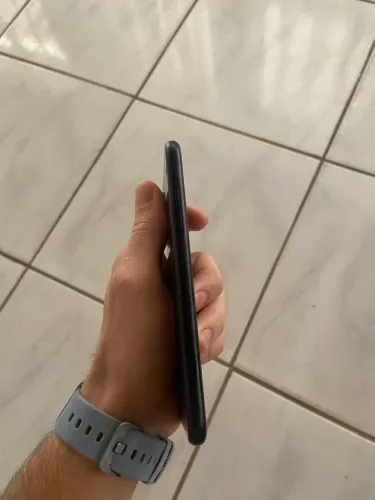 iPhone XR 64 gigas