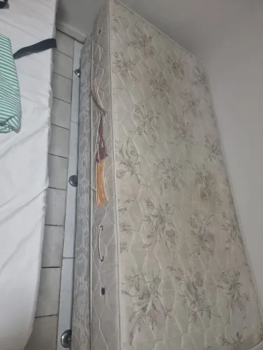 Cama box solteiro (box +colchão)