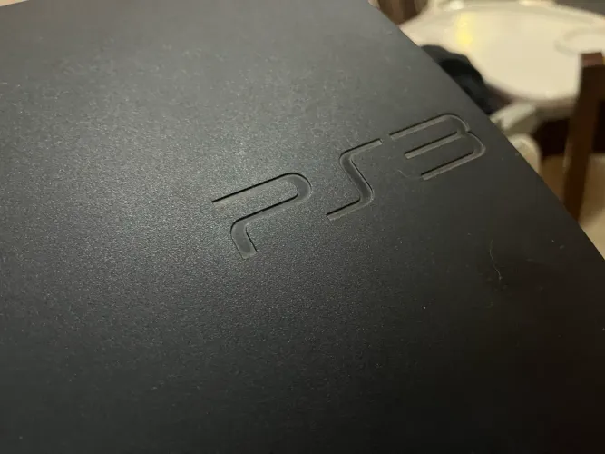 Console PS3 Slim com 3 jogos originais