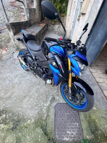 vendo suzuki gsx s1000 2019