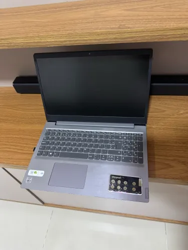 Vendo notebook Lenovo IdeaPad S145 por R$1200