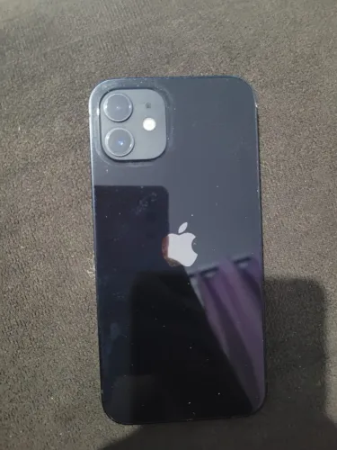 Vende iPhone 12 o detalhe dele é que o botão do silencioso estragou