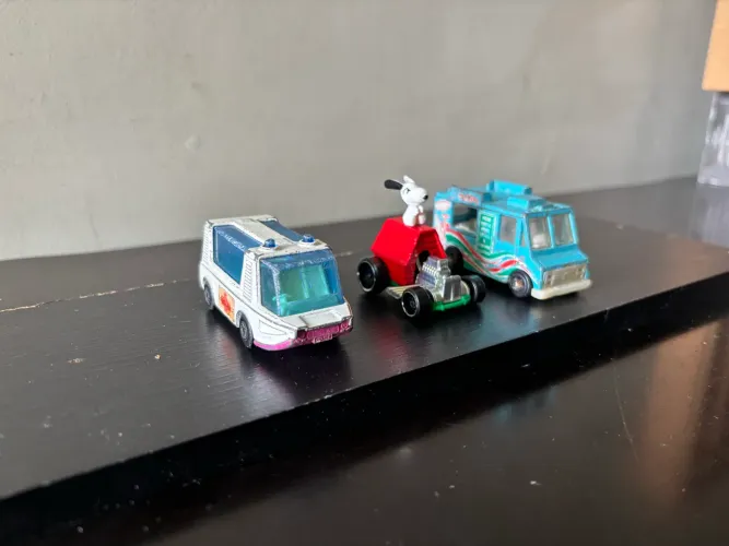 Lote carrinhos variados !