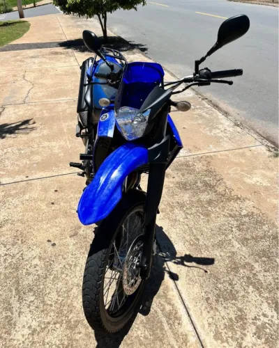 VENDO MOTO Yamaha XT 660r 2008 - PARCELADA