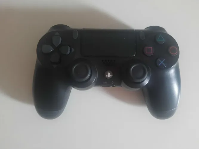 Controle de PS4 primeira linha