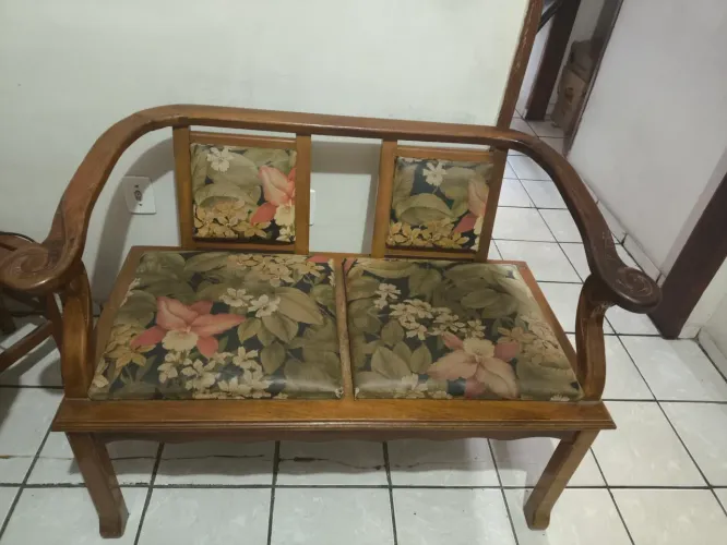 Sofá/Namoradeira Antigo