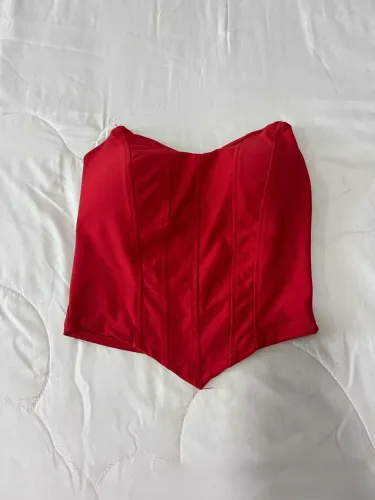 Cropped vermelho com bojo