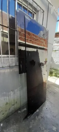 Portas Vidro em Blindex - duas por R$ 450,00
