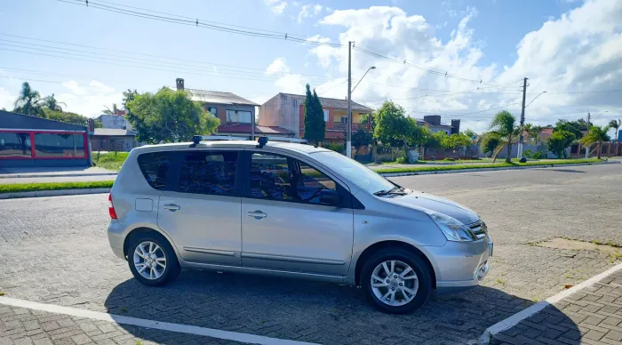 Nissan Livina S 1.8 16V Flex Fuel Aut. 2013