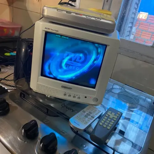 Televisão antiga