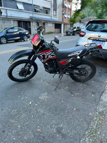 Honda XR 200R 2001<br><br>Ano: