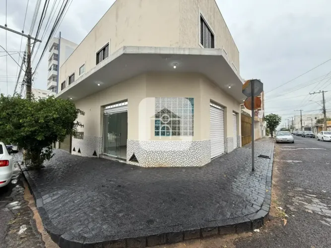 Loja comercial com 70m² para locação no bairro Martins