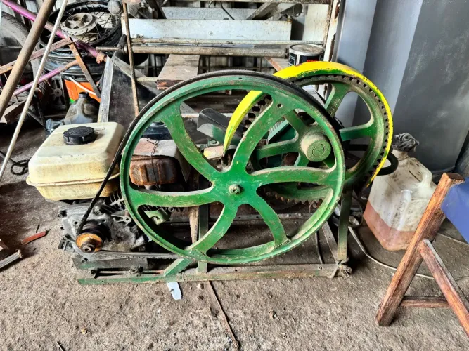 Máquina de moer cana elétrica