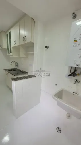 Imóvel para aluguel com 56 metros quadrados com 2 quartos